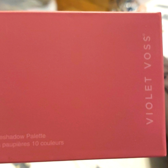 VIOLET VOSS BERRIES N' CREAM DREAMS EYESHADOW PALETTE NIB NEW IN BOX - Picture 3 of 11